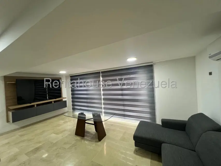 Apartamento (1 Nivel) en Alquiler en Los Naranjos de Las Mercedes, Distrito Metropolitano - 3