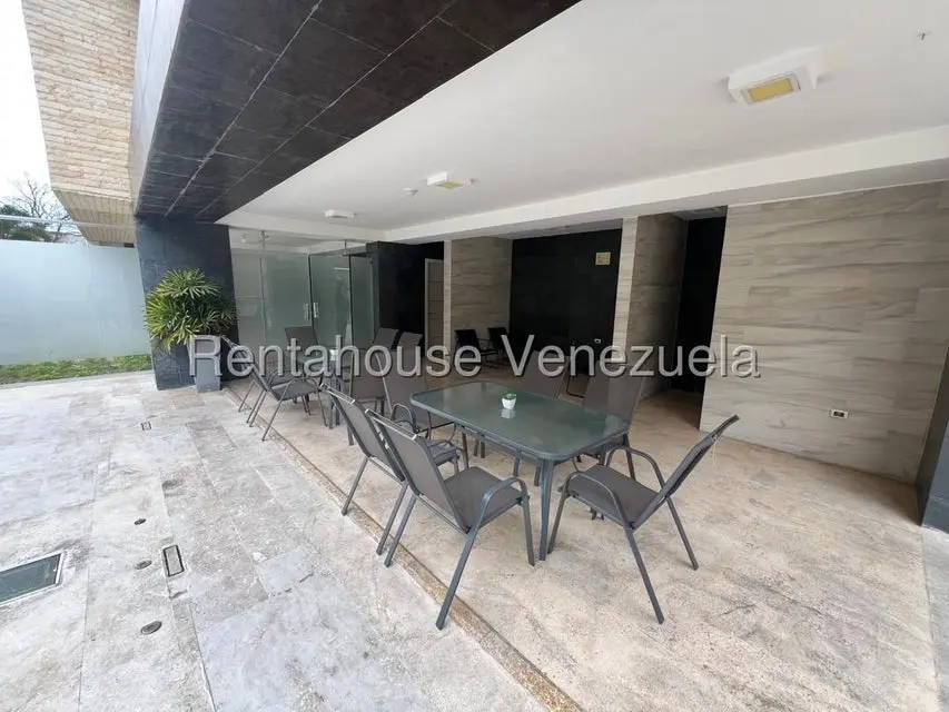 Apartamento (1 Nivel) en Alquiler en Los Naranjos de Las Mercedes, Distrito Metropolitano - 24