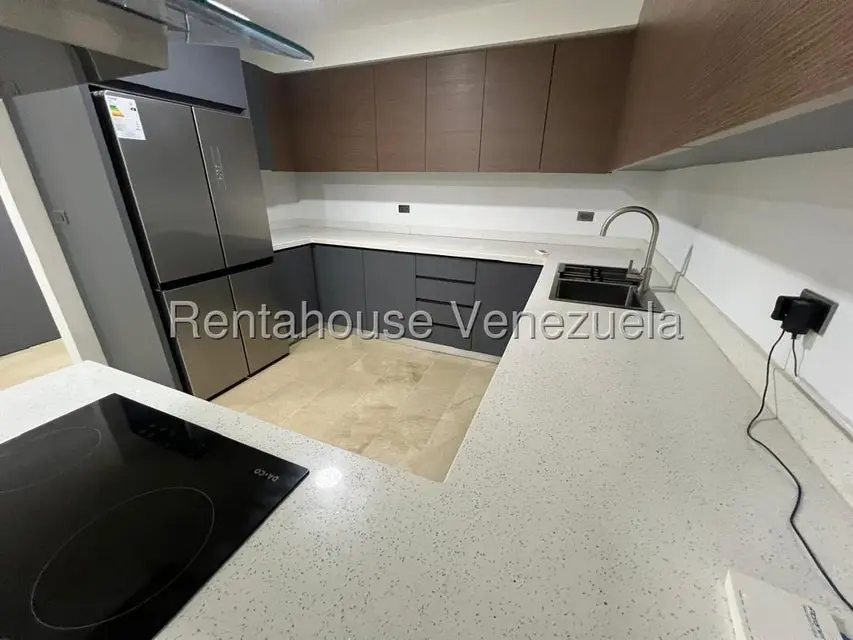 Apartamento (1 Nivel) en Alquiler en Los Naranjos de Las Mercedes, Distrito Metropolitano - 7
