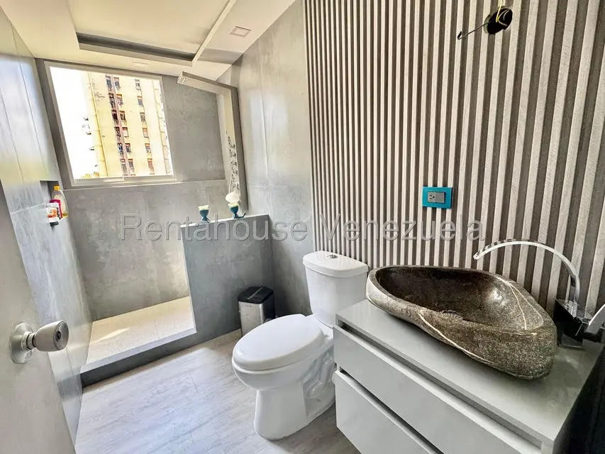 Apartamento (1 Nivel) en Venta en Santa Eduvigis, Distrito Metropolitano - 5