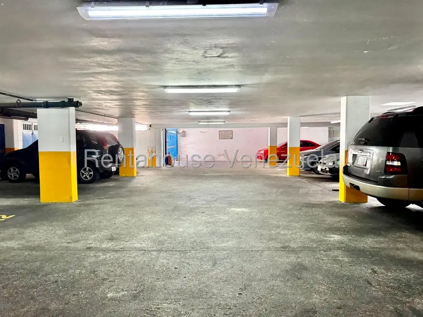 Apartamento (1 Nivel) en Venta en Santa Eduvigis, Distrito Metropolitano - 10