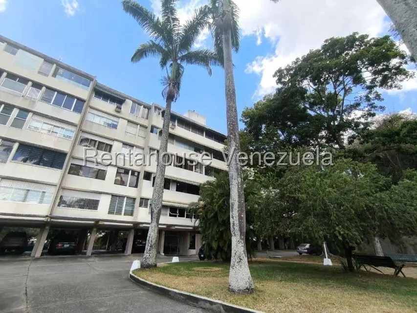 Apartamento (1 Nivel) en Alquiler en Chuao, Distrito Metropolitano - 35