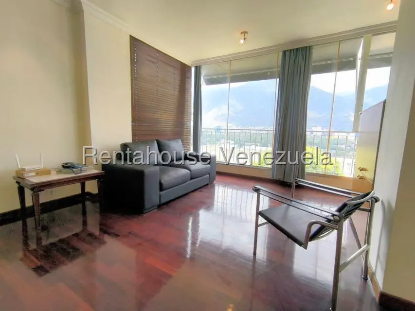 Apartamento (1 Nivel) en Alquiler en Chuao, Distrito Metropolitano - 5