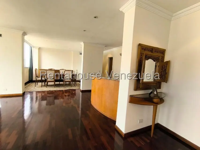 Apartamento (1 Nivel) en Alquiler en Chuao, Distrito Metropolitano - 7