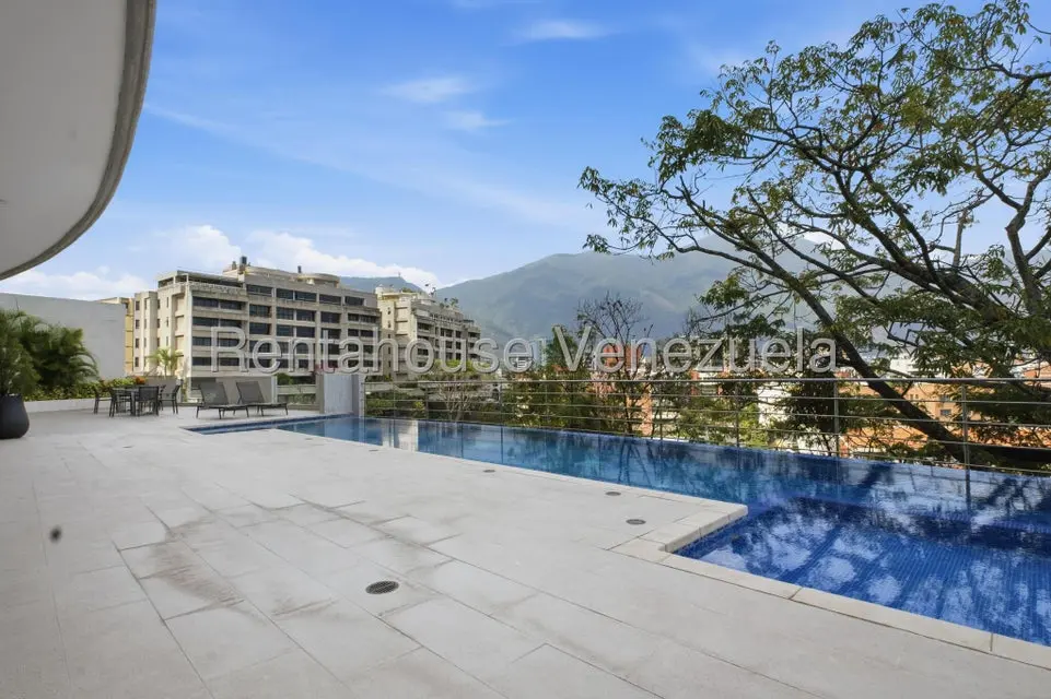 Apartamento (1 Nivel) en Alquiler en Chulavista, Distrito Metropolitano - 2