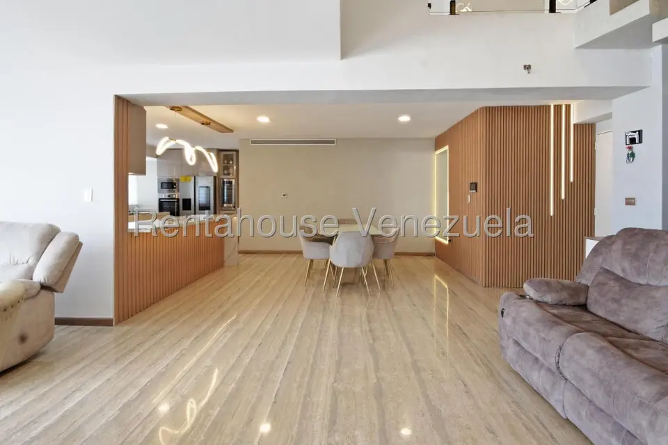 Apartamento (1 Nivel) en Alquiler en Chulavista, Distrito Metropolitano - 11