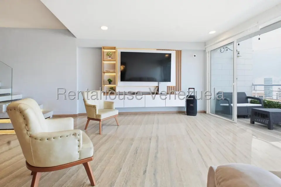 Apartamento (1 Nivel) en Alquiler en Chulavista, Distrito Metropolitano - 13