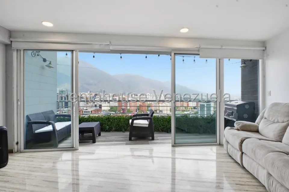 Apartamento (1 Nivel) en Alquiler en Chulavista, Distrito Metropolitano - 14