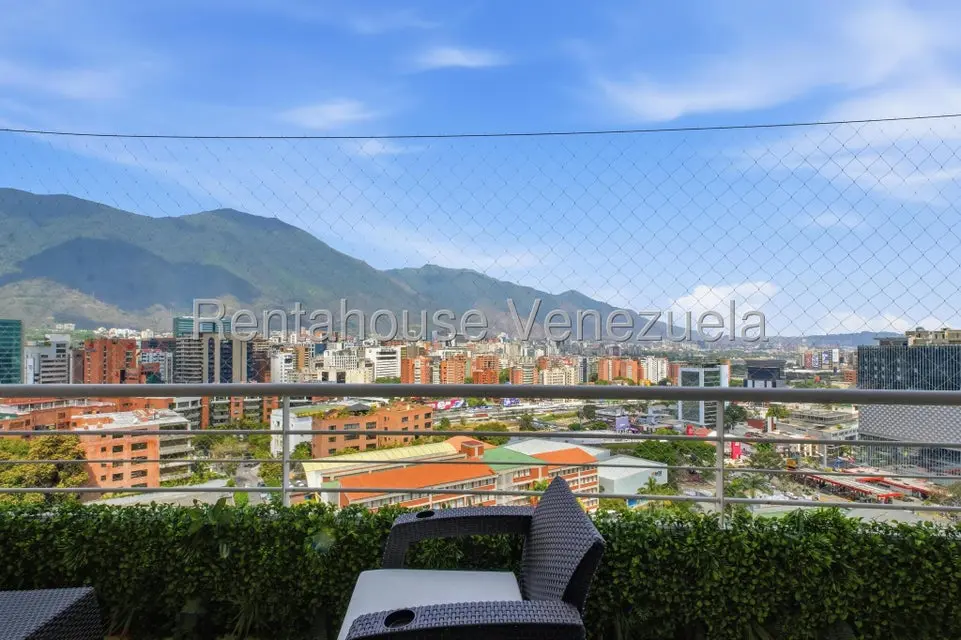 Apartamento (1 Nivel) en Alquiler en Chulavista, Distrito Metropolitano - 16