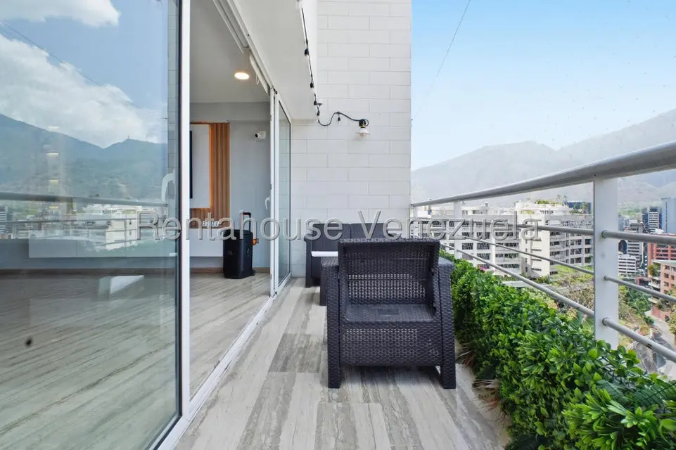 Apartamento (1 Nivel) en Alquiler en Chulavista, Distrito Metropolitano - 17