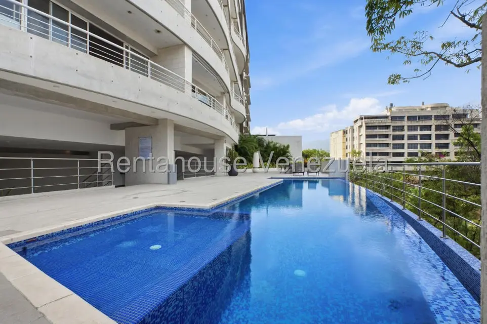 Apartamento (1 Nivel) en Alquiler en Chulavista, Distrito Metropolitano - 3