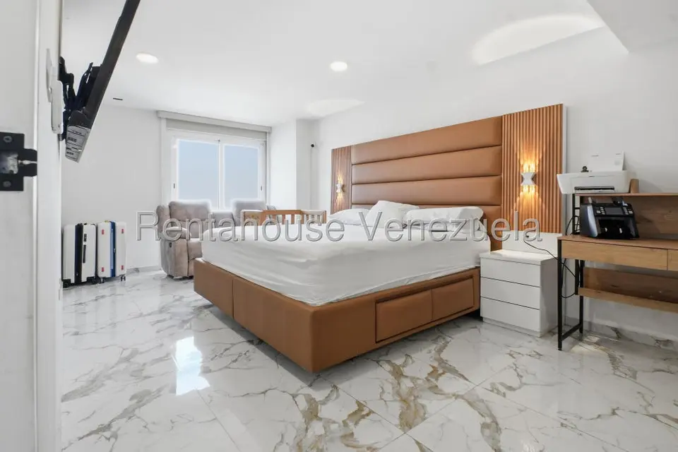 Apartamento (1 Nivel) en Alquiler en Chulavista, Distrito Metropolitano - 21