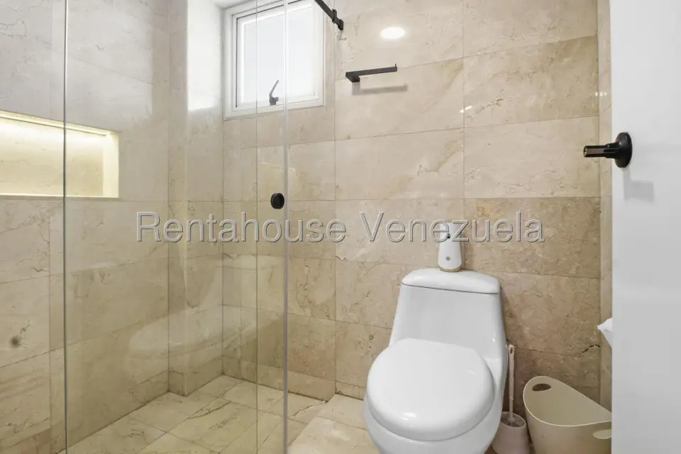 Apartamento (1 Nivel) en Alquiler en Chulavista, Distrito Metropolitano - 28