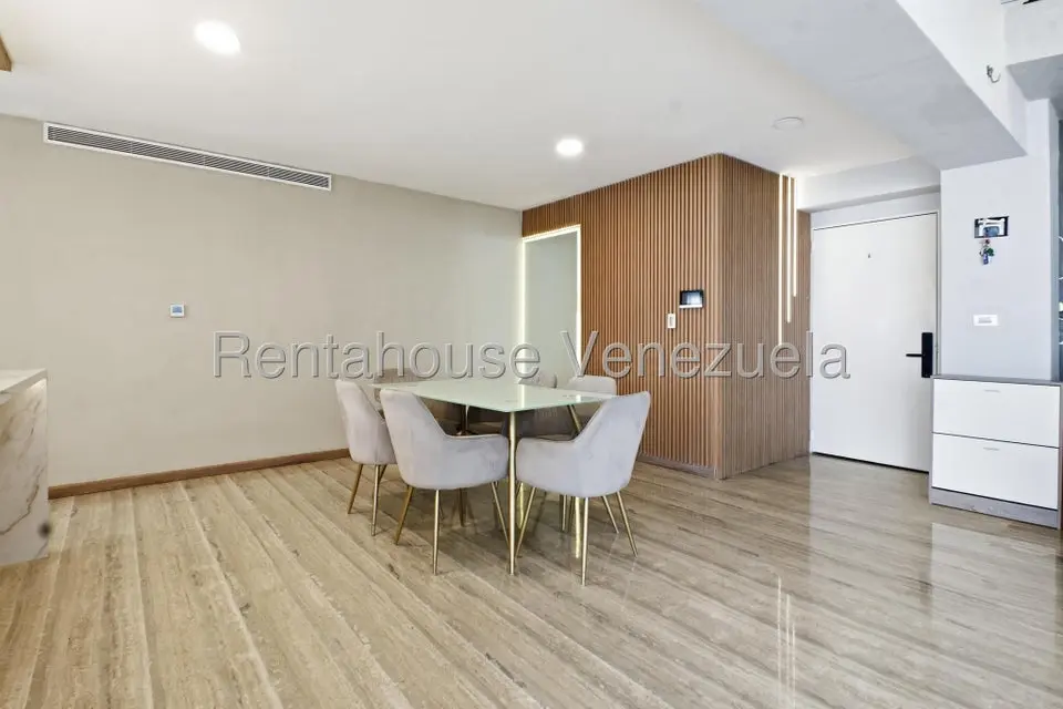 Apartamento (1 Nivel) en Alquiler en Chulavista, Distrito Metropolitano - 4
