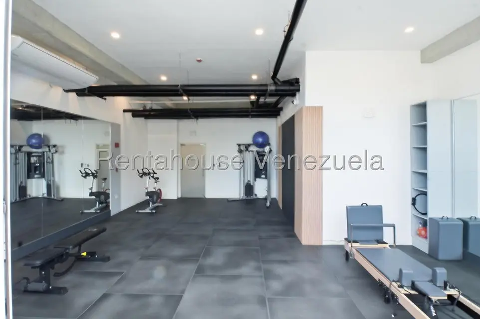 Apartamento (1 Nivel) en Alquiler en Chulavista, Distrito Metropolitano - 33