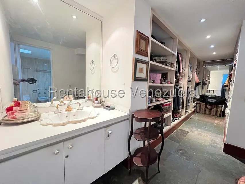 Apartamento (1 Nivel) en Venta en Alta Florida, Distrito Metropolitano - 21