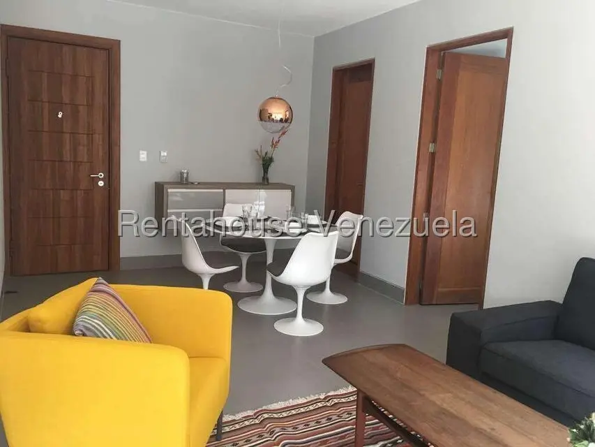 Apartamento (1 Nivel) en Alquiler en Campo Alegre, Distrito Metropolitano - 2
