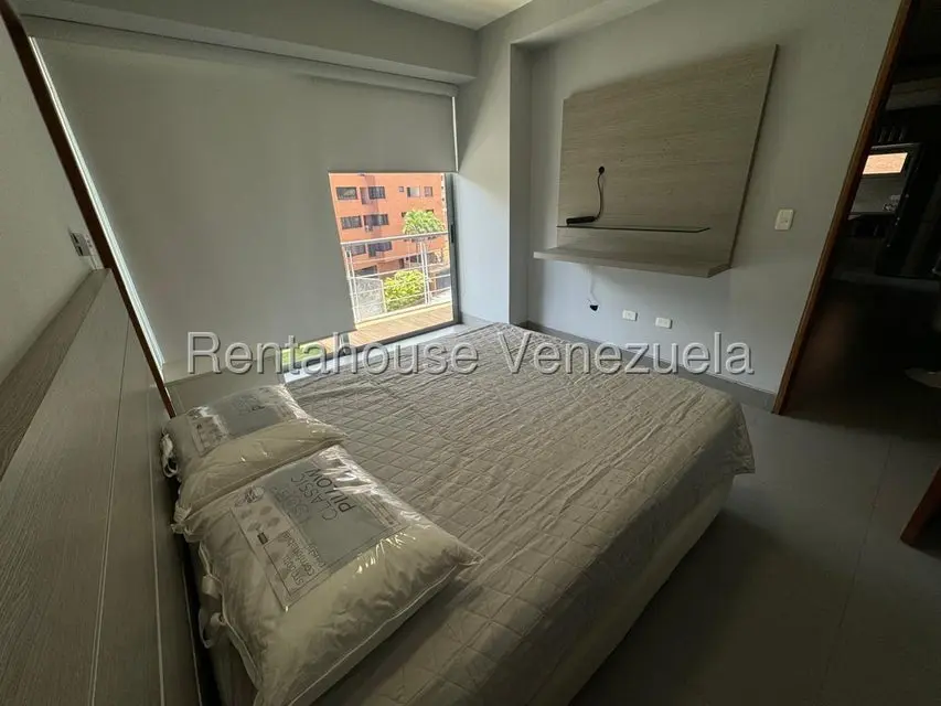 Apartamento (1 Nivel) en Alquiler en Campo Alegre, Distrito Metropolitano - 11