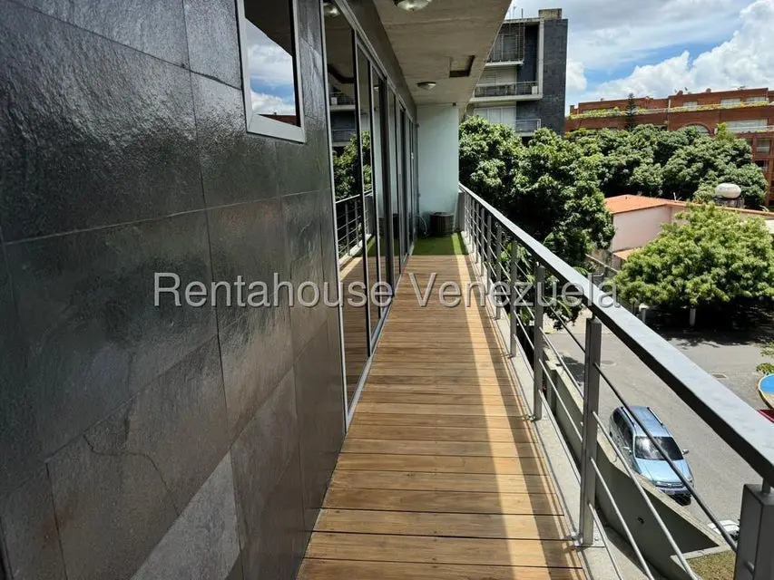 Apartamento (1 Nivel) en Alquiler en Campo Alegre, Distrito Metropolitano - 14