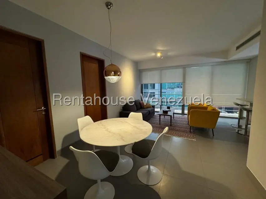 Apartamento (1 Nivel) en Alquiler en Campo Alegre, Distrito Metropolitano - 22