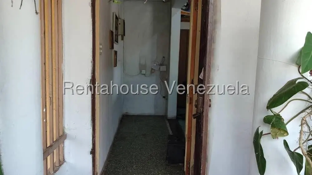 Casa (1 Nivel) en Venta en Centro, Lara - 12