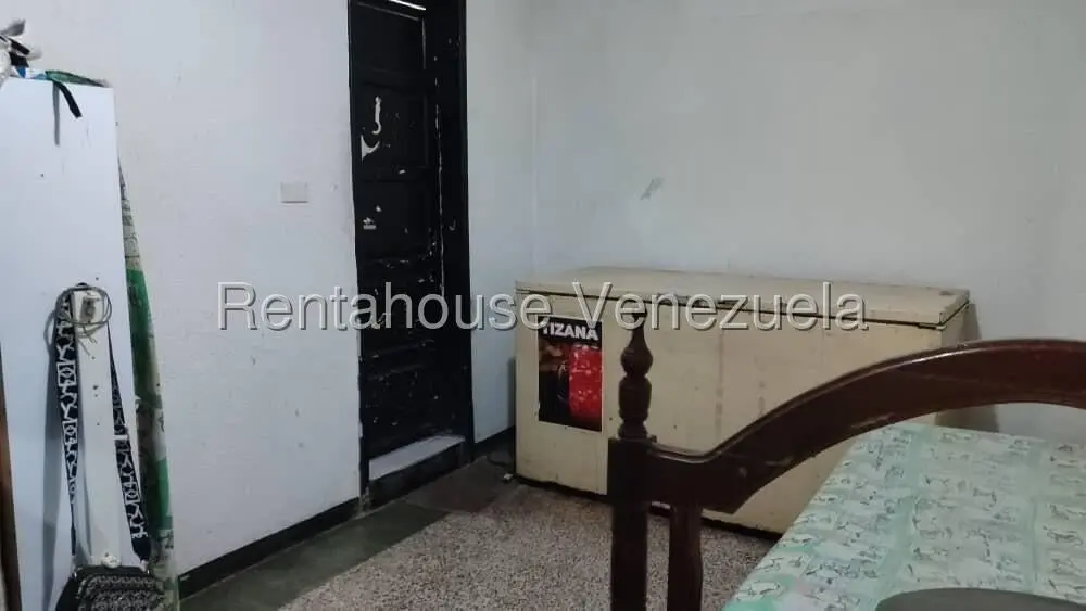 Casa (1 Nivel) en Venta en Centro, Lara - 16