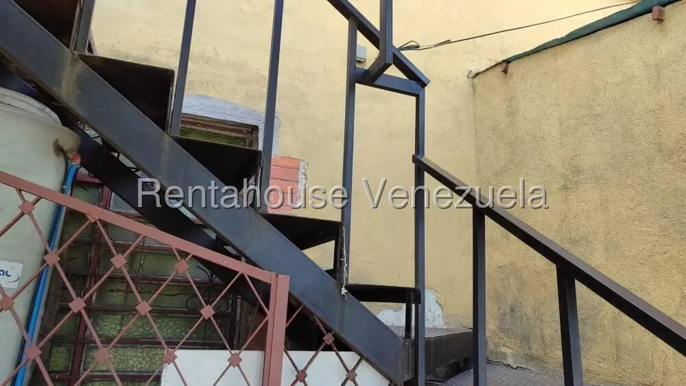 Casa (1 Nivel) en Venta en Centro, Lara - 25