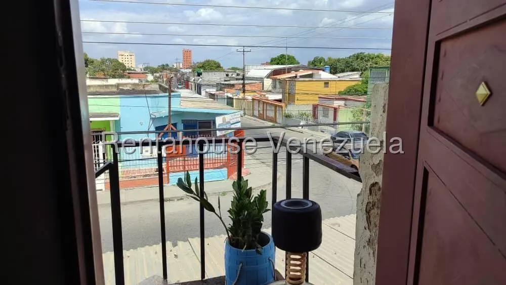Casa (1 Nivel) en Venta en Centro, Lara - 28