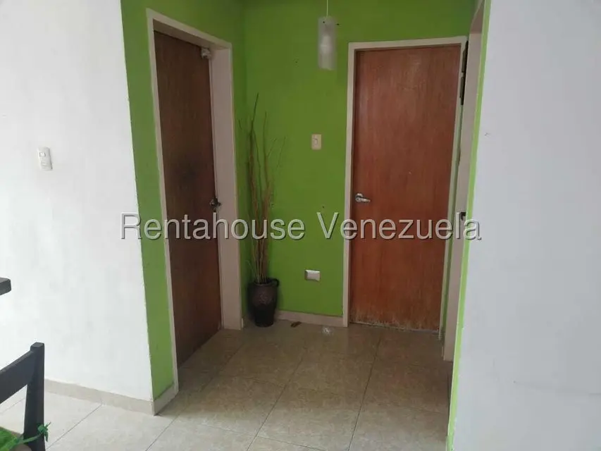 Casa (1 Nivel) en Alquiler en La Piedad Norte, Lara - 11