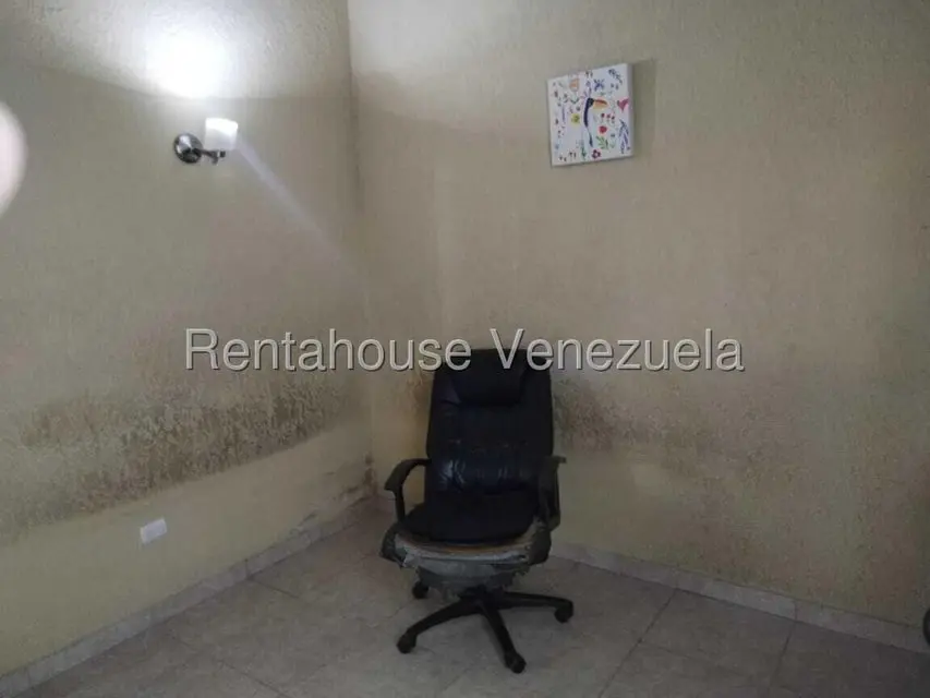 Casa (1 Nivel) en Alquiler en La Piedad Norte, Lara - 17