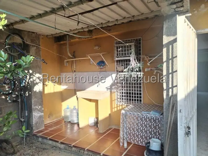 Casa (1 Nivel) en Alquiler en La Piedad Norte, Lara - 22