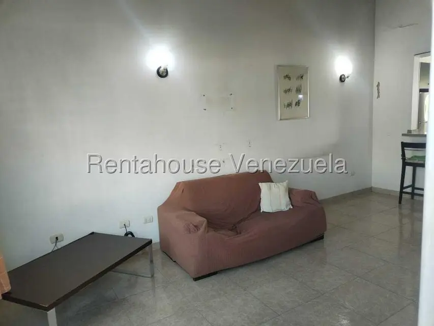 Casa (1 Nivel) en Alquiler en La Piedad Norte, Lara - 6