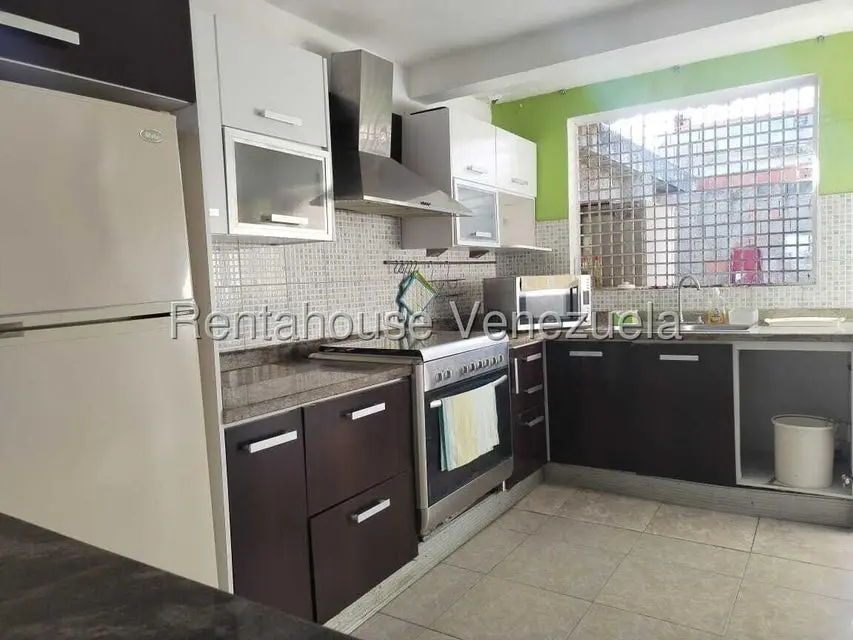 Casa (1 Nivel) en Alquiler en La Piedad Norte, Lara - 9