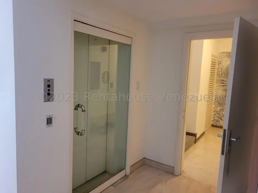 Apartamento (1 Nivel) en Venta en El Peñon, Distrito Metropolitano - 2