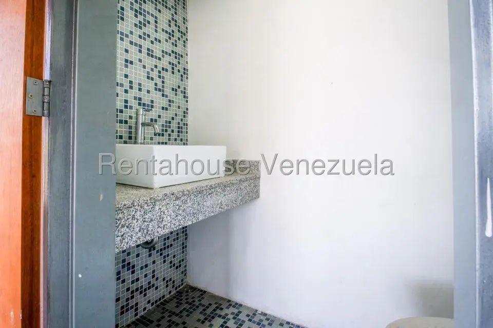 Comercial (Local Comercial) en Alquiler en Barutaima, Miranda - 10