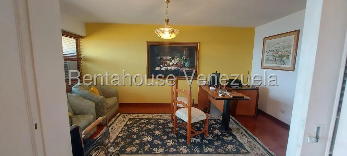 Apartamento (1 Nivel) en Venta en Avenida El Milagro, Zulia - 13