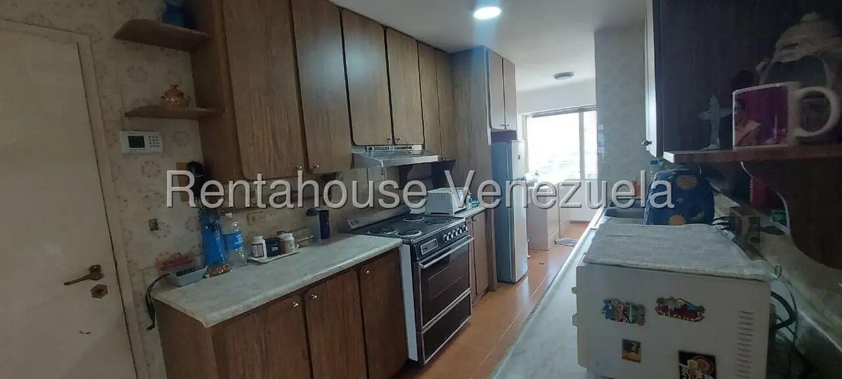 Apartamento (1 Nivel) en Venta en Avenida El Milagro, Zulia - 16