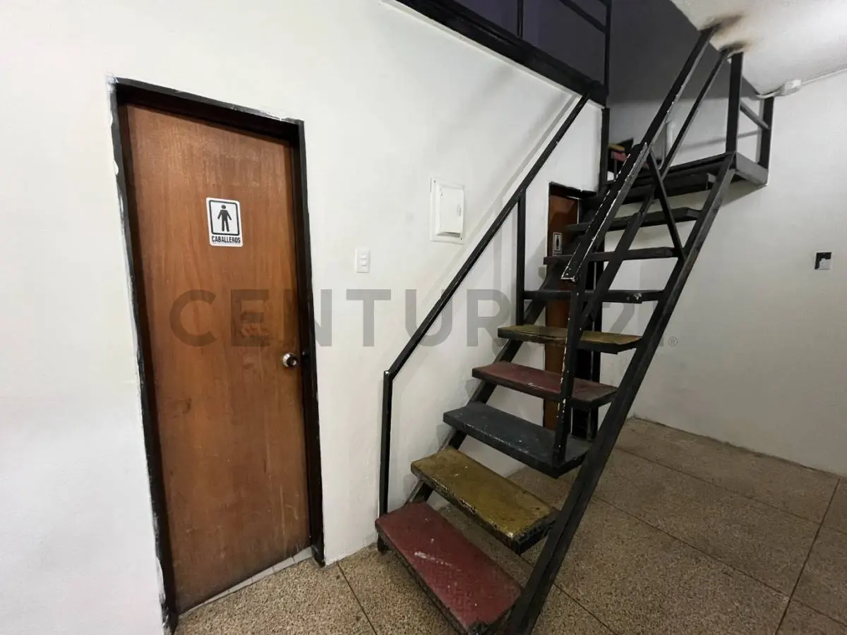 ¡Local Comercial en Chacao! — 3