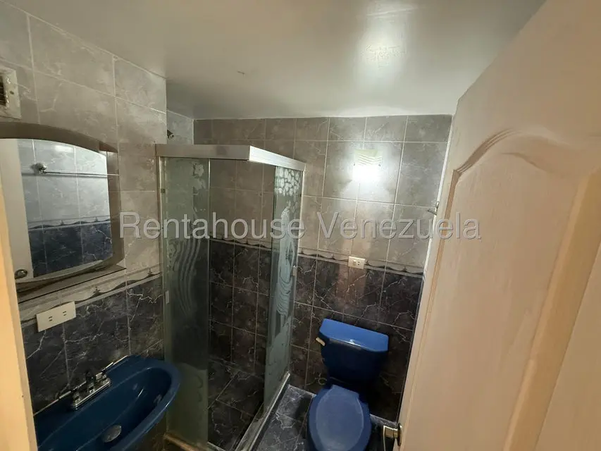 Apartamento (Planta Baja) en Alquiler en Nueva Casarapa, Miranda - 12