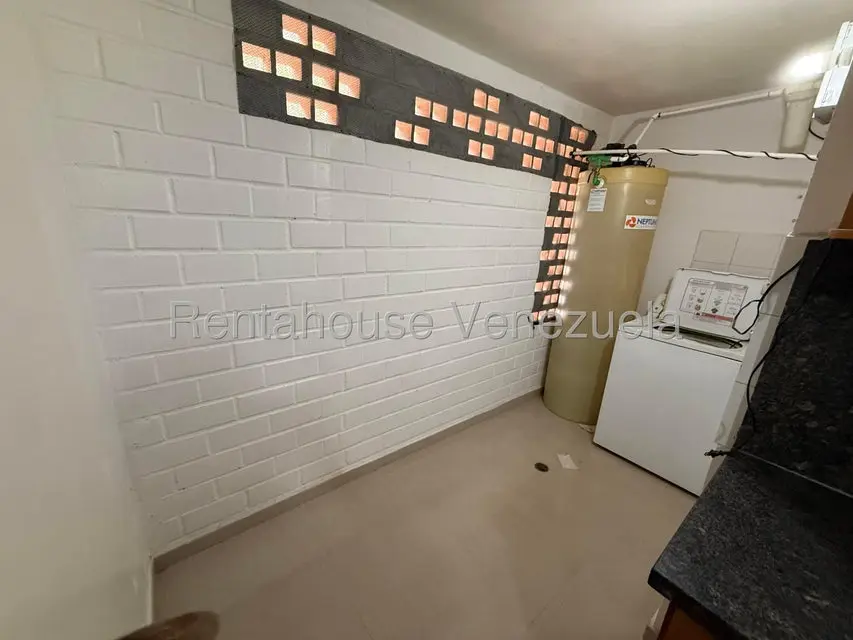 Apartamento (Planta Baja) en Alquiler en Nueva Casarapa, Miranda - 15