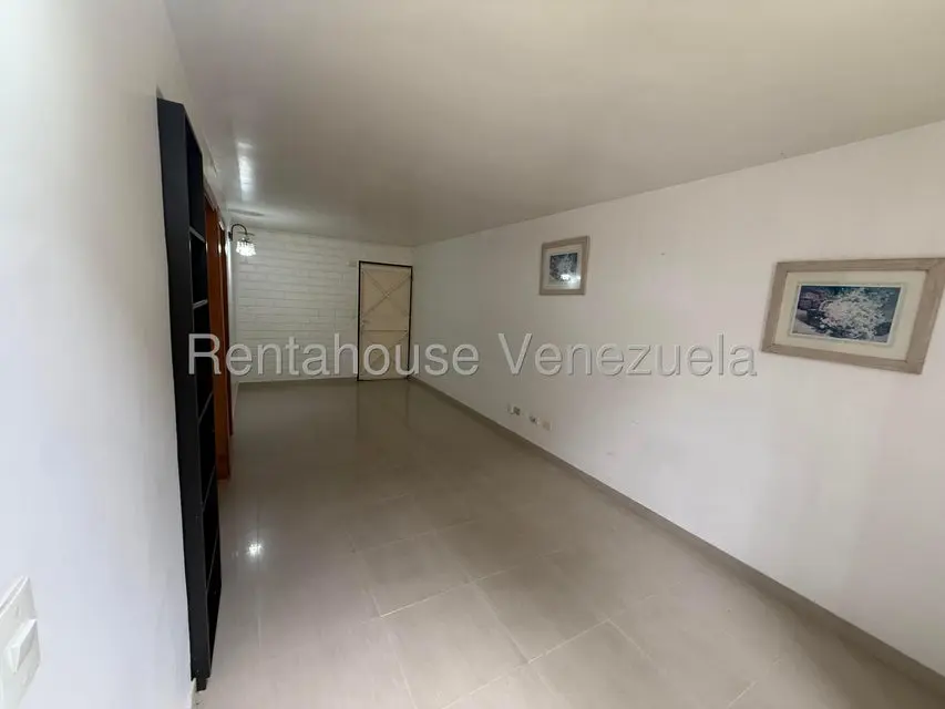Apartamento (Planta Baja) en Alquiler en Nueva Casarapa, Miranda - 8