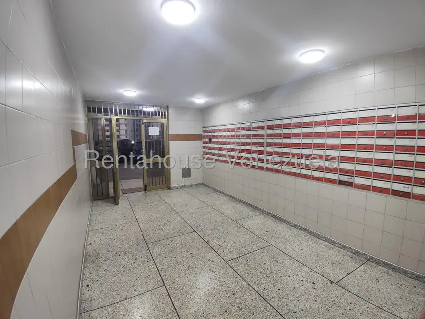 Apartamento (1 Nivel) en Alquiler en Los Ruices, Distrito Metropolitano - 17