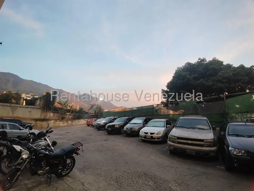 Apartamento (1 Nivel) en Alquiler en Los Ruices, Distrito Metropolitano - 21