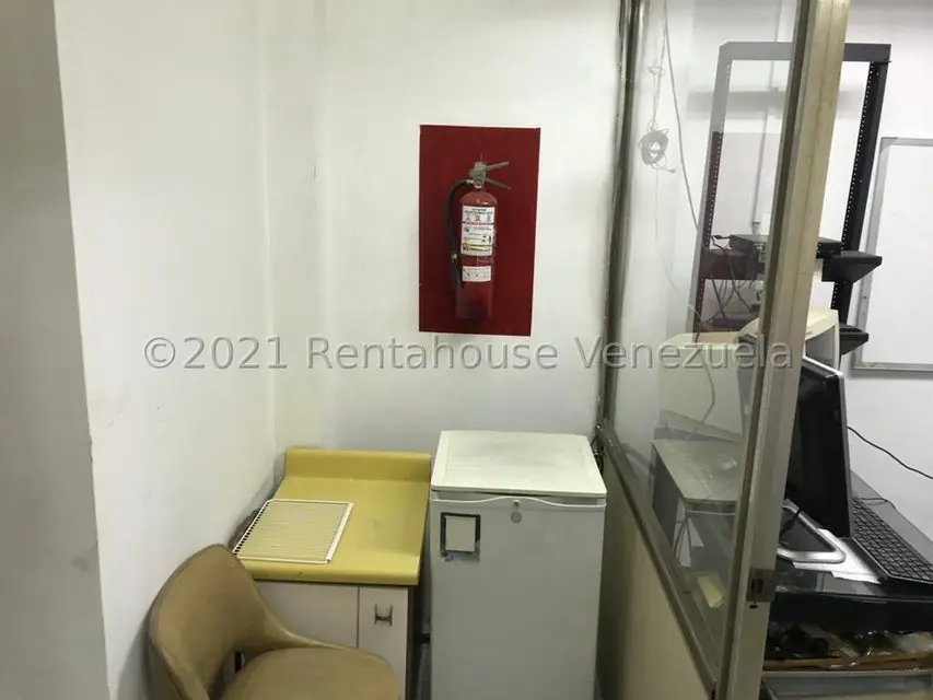 Comercial (Local Comercial) en Venta en Parroquia La Candelaria, Distrito Metropolitano - 11