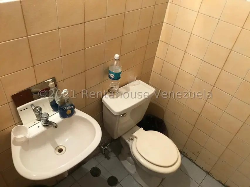 Comercial (Local Comercial) en Venta en Parroquia La Candelaria, Distrito Metropolitano - 12