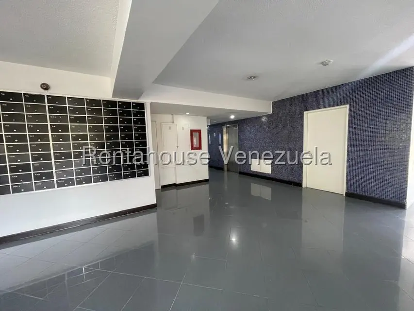Apartamento (1 Nivel) en Venta en La Boyera, Distrito Metropolitano - 3