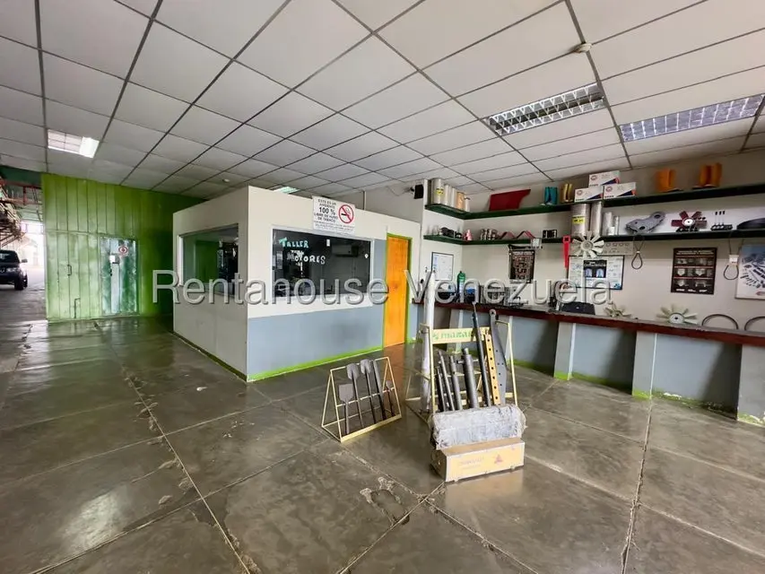 Comercial (Local Comercial) en Venta en Zona Industrial 2, Lara - 12