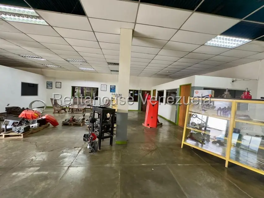 Comercial (Local Comercial) en Venta en Zona Industrial 2, Lara - 14
