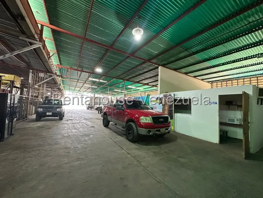 Comercial (Local Comercial) en Venta en Zona Industrial 2, Lara - 31