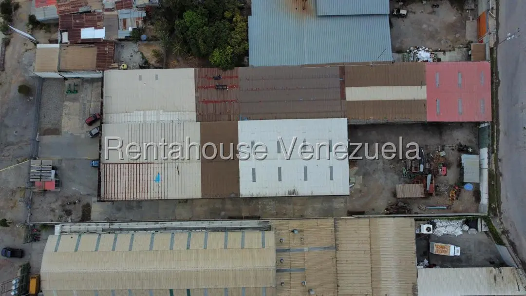 Comercial (Local Comercial) en Venta en Zona Industrial 2, Lara - 35